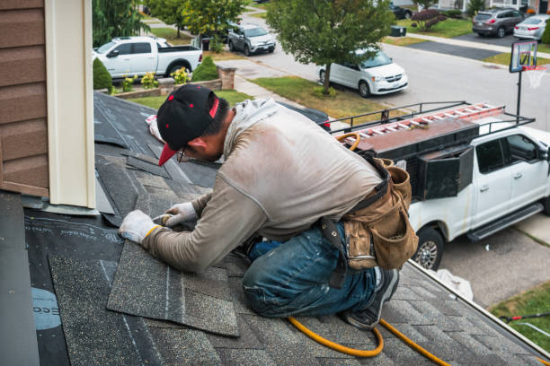 Professional Roofing technician working in Bedford, VA